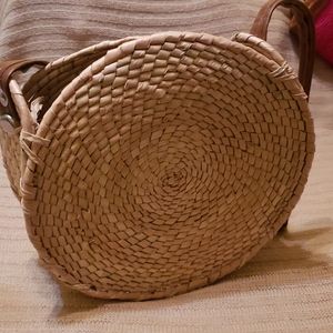 large straw crossbag
